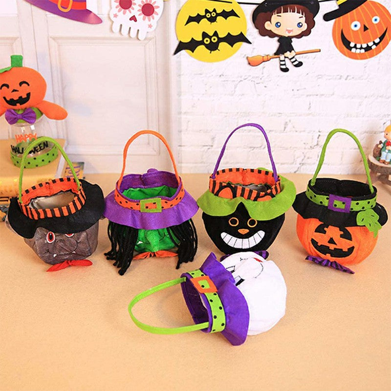 Pumpkin Candy Bags with Smile Tote Bags Sweet or Treat Bags, Suitable for Halloween Use of Children