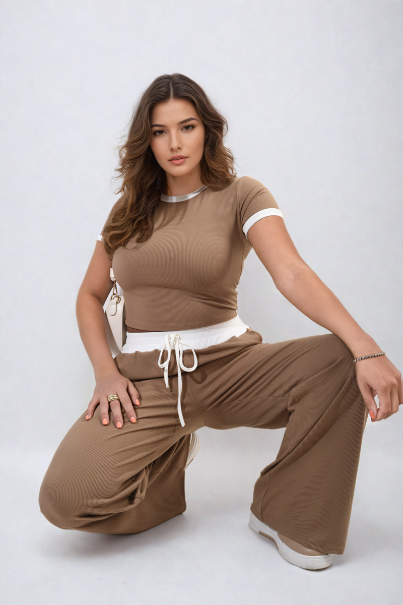 Contrasting Trim Crop Top and Trousers Co-ord Set